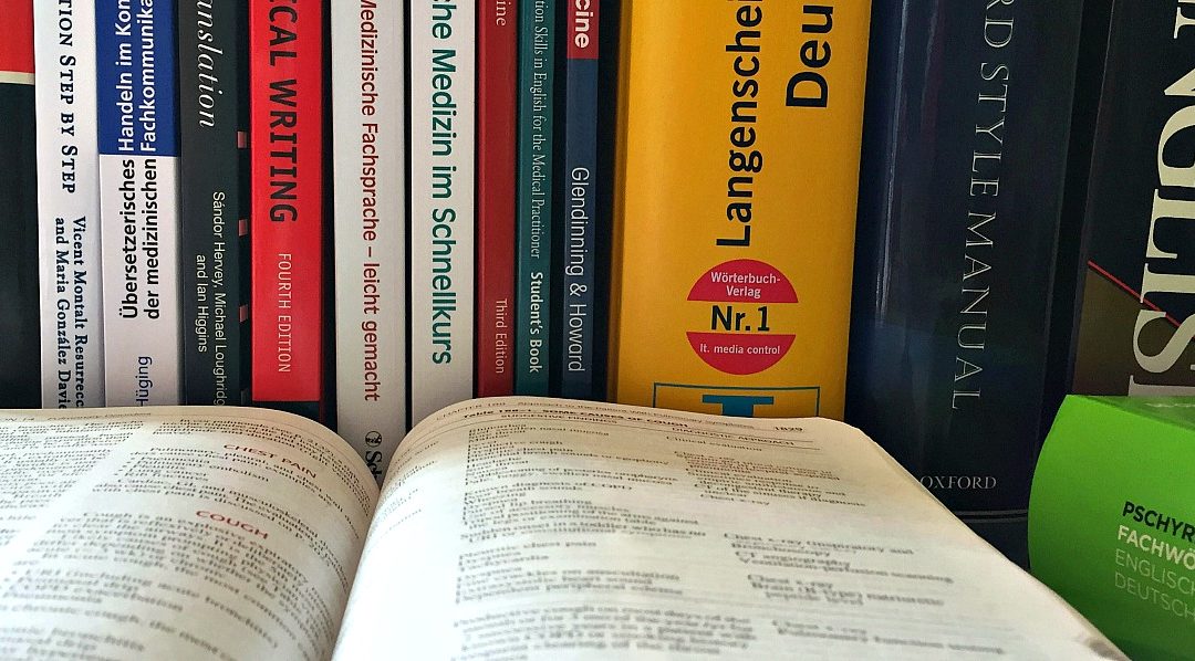 Hilfreiche Fachliteratur und Wörterbücher für Medizinübersetzer